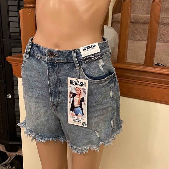 NWOT Vintage Babe Super High Rise Shorts - Picture 4 of 4